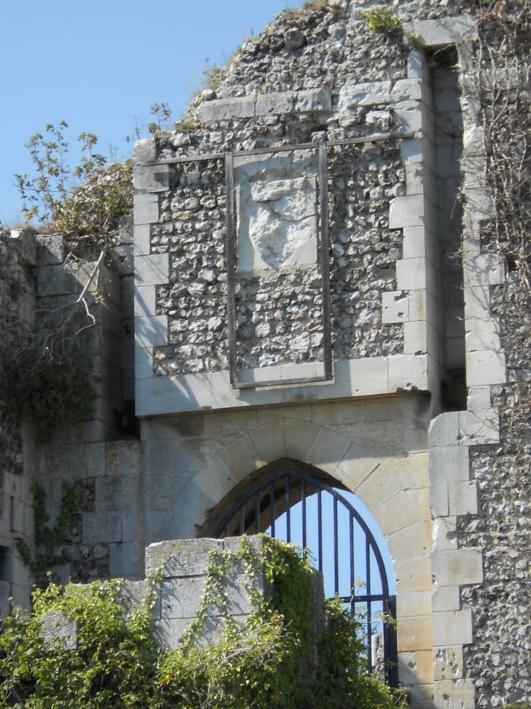 La porte du château ! by Landry Lachèvre