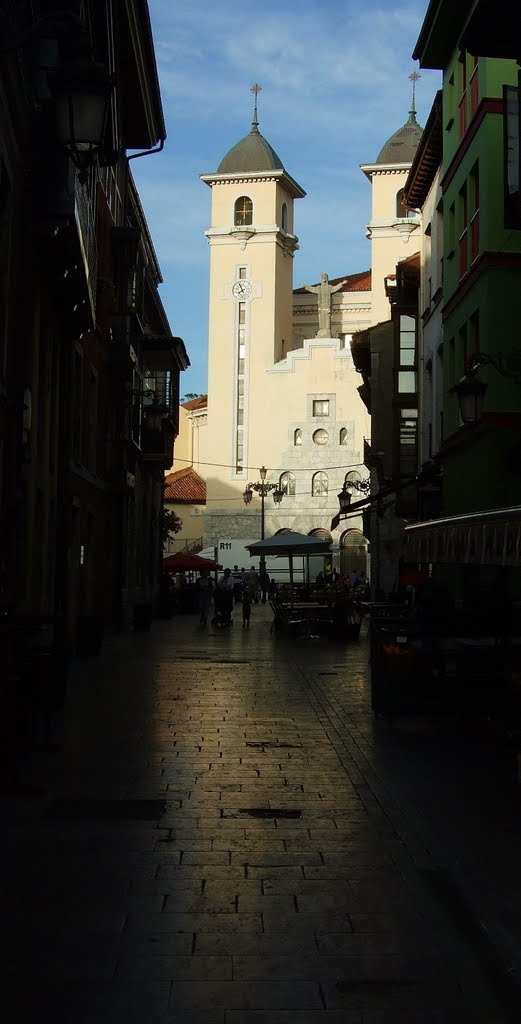 Iglesia de Ribadesella (Asturias) by TereLl