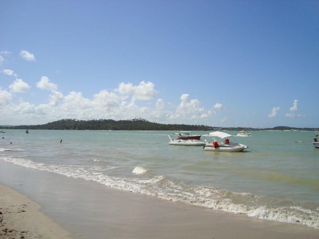 A Maravilhosa Praia dos Carneiros by Eduardo Câmara Lima