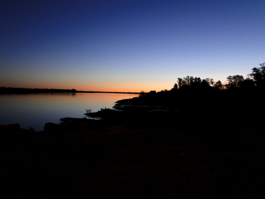 Atardecer en el ex lavadero de jaulas by diegomanu