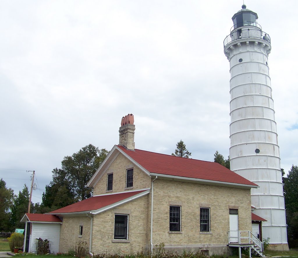 Cana Island Lighthouse by nmlarkin