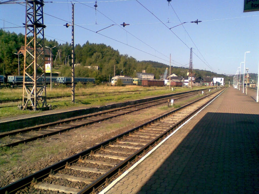 Wałbrzych (PL) 22.08.2010 Dworzec PKP/ Railway station/ Bahnhof by TjaldaW