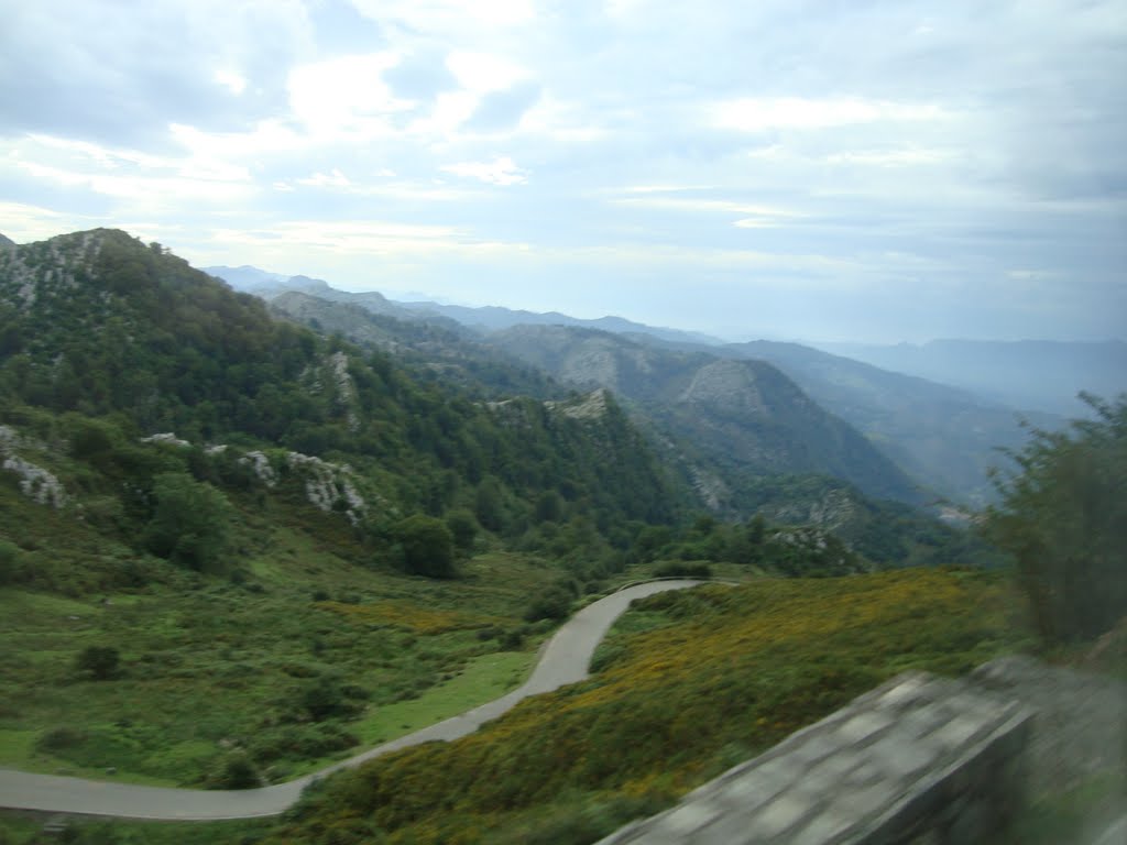 Picos de Europa by madrilenio