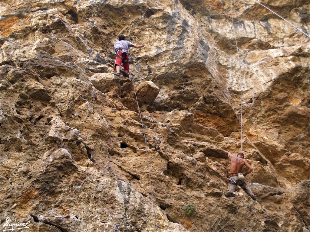 70819-07 ESCALADA EN SOMAEN by Víctor Manuel Mamblo…