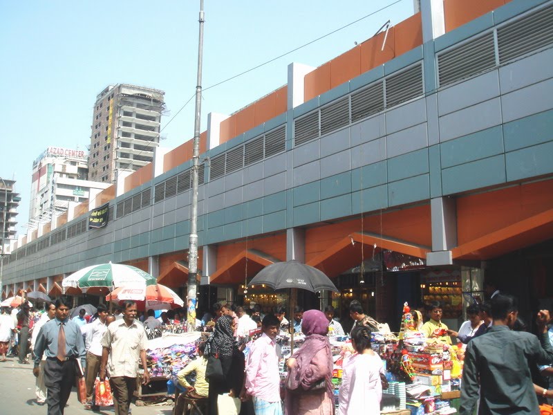 Baitul Mukarram Mall, Dhaka - 28/2/2008 by Ershad Ahmed