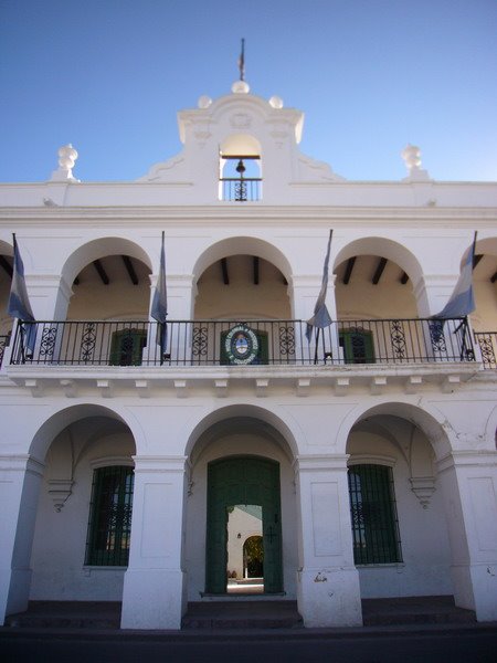 Cabildo by Ariel Appiolaza