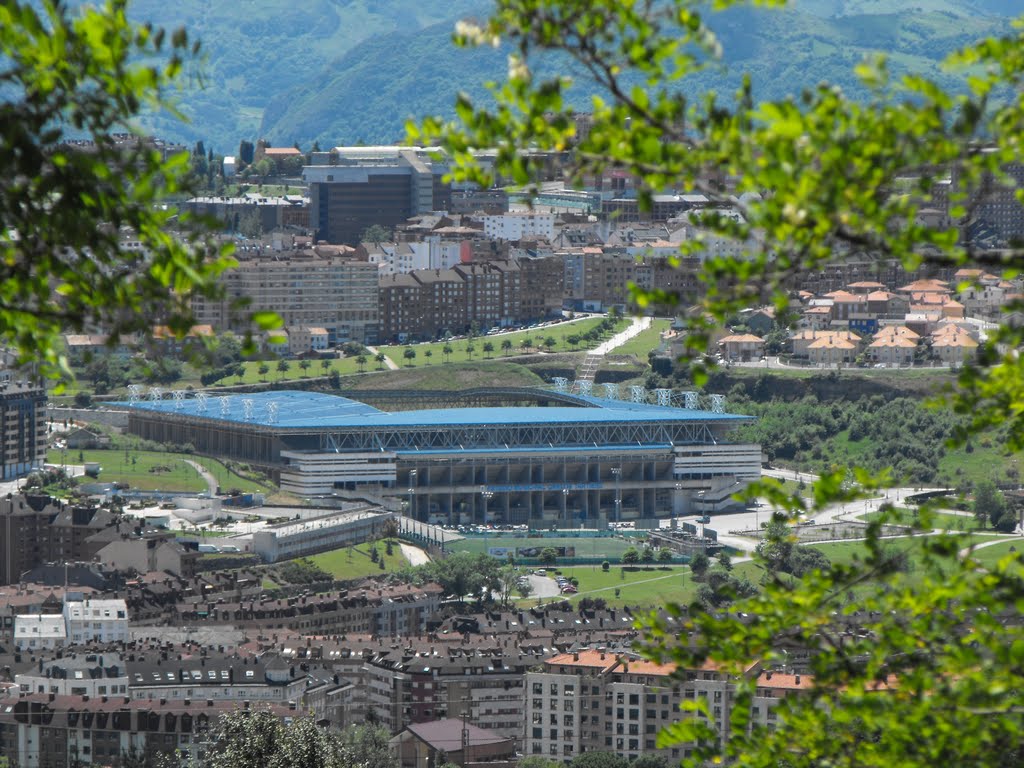 Estadio Carlos Tartiere by noreñudo