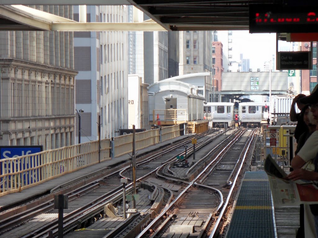 Train intersection, The Loop, Chicago IL by fatcontroller5352