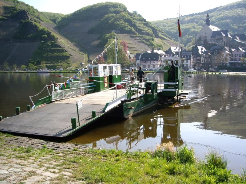 Fähre/Pont/Ferry Beilstein by RuudC.