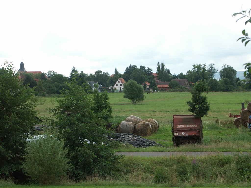 Blick Richtung Weidig vom Friedhof aus by Steffen Meyer geb. Sittig