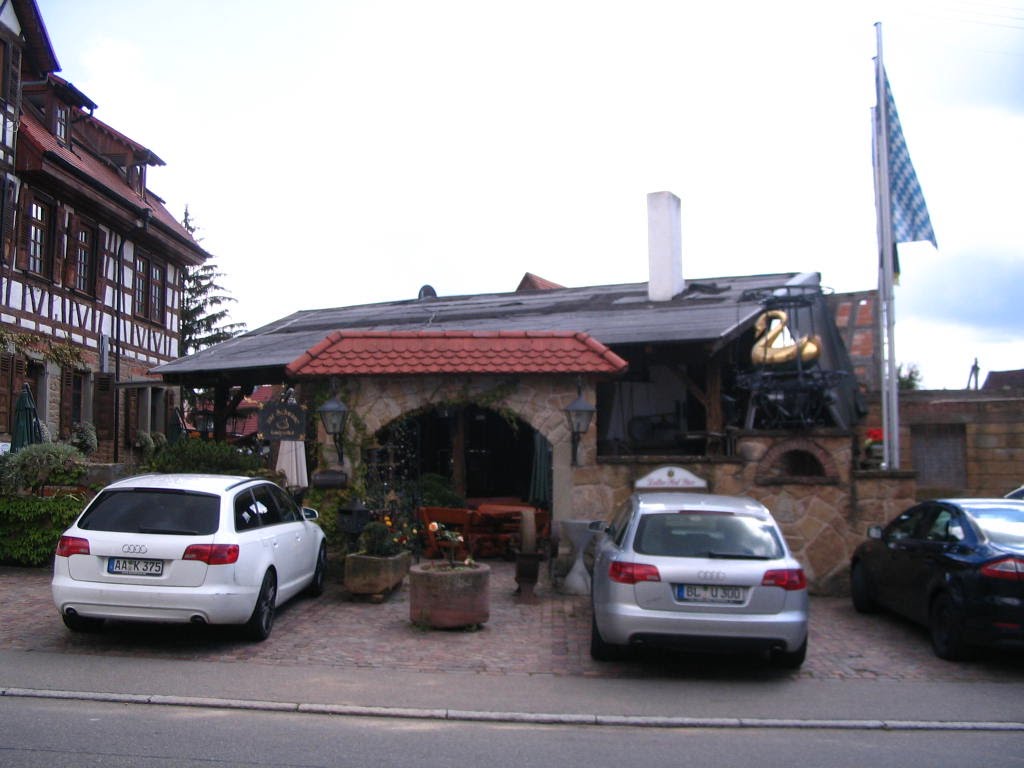 Landgasthof, étterem - hotel by János Horváth (renau…