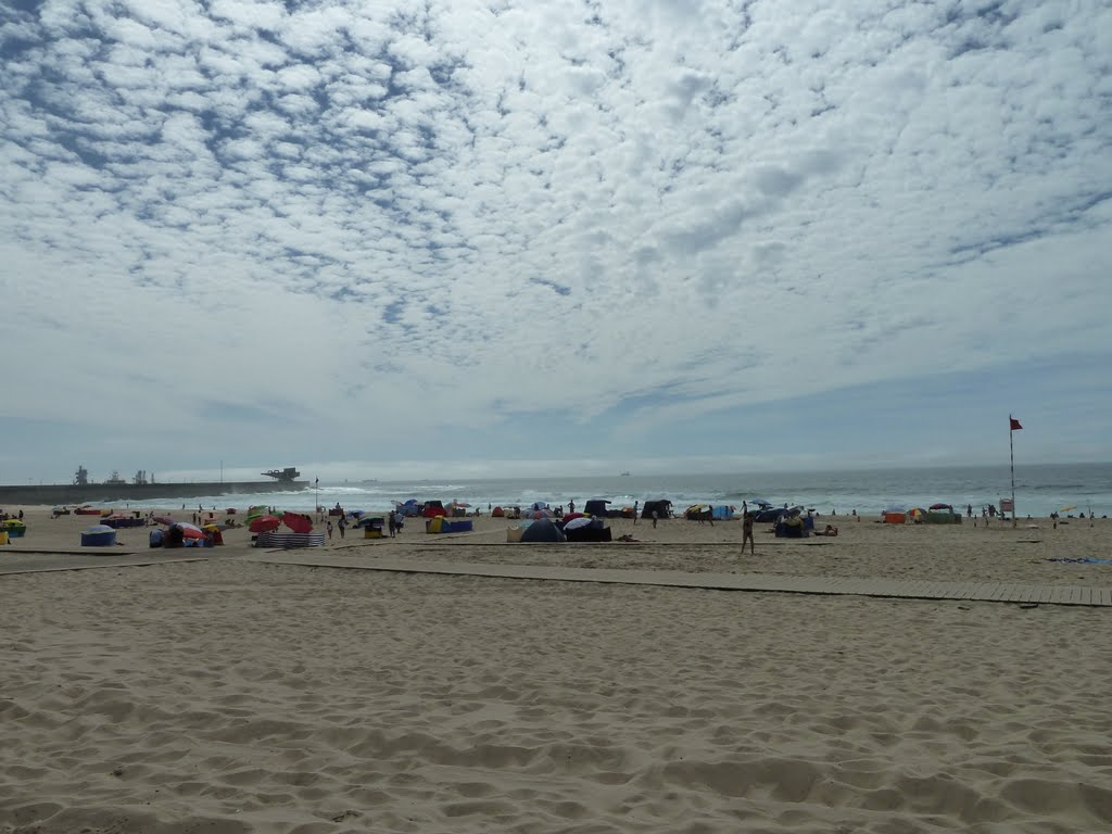 Porto Matosinhos, strand by paul wijnands