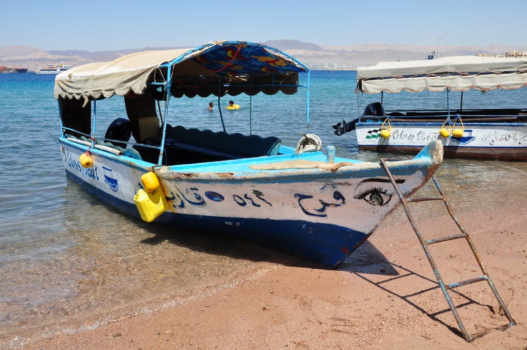 Aqaba Beach by toneme naj