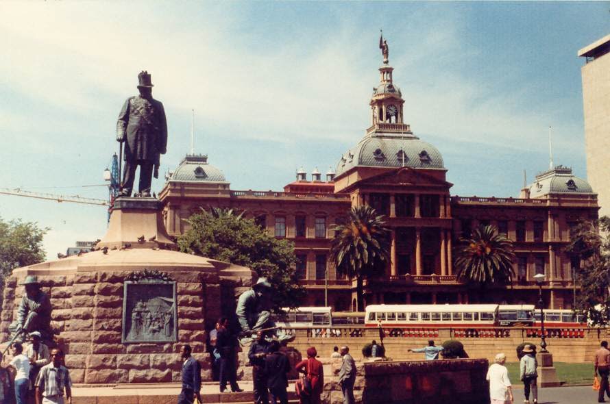 Pretoria: Kerk Plein / Church Square (1984) by Aislander@ymail.com