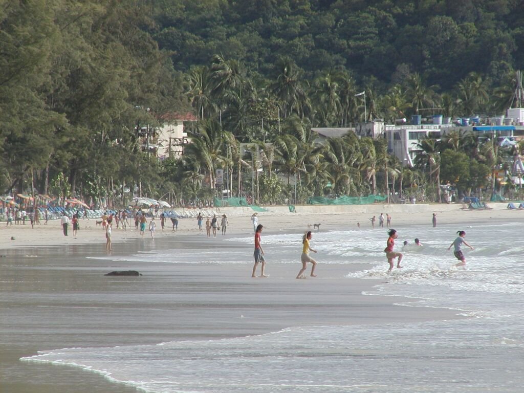 Patong beach 2003 by Cioong