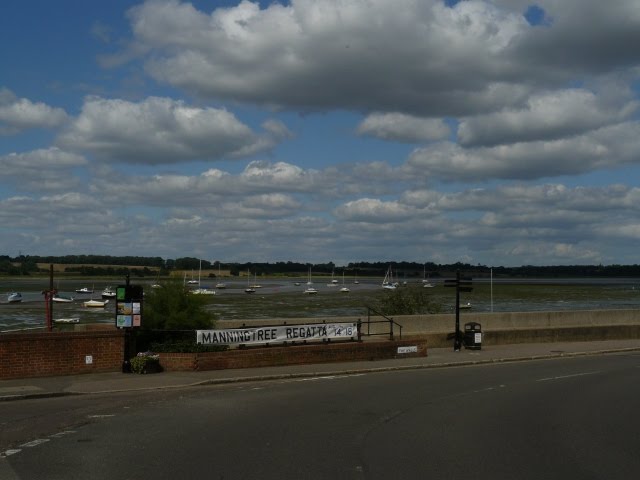 River Stour, view from The Walls, Manningtree, August 2010 by JBau