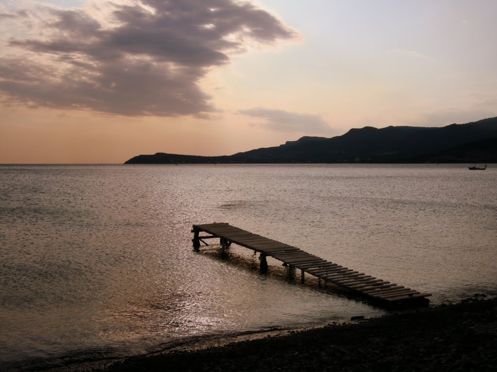 Sokakağzı from Sivrice, Sunset by Boğaç Kökbaş