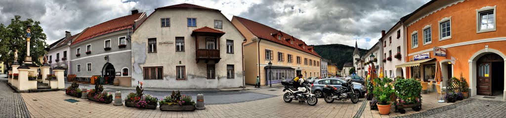 Oberwölz Stadtplatz by Rudolf Hutterer