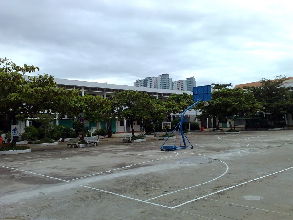 My secondary school by Vũ Hà Duy