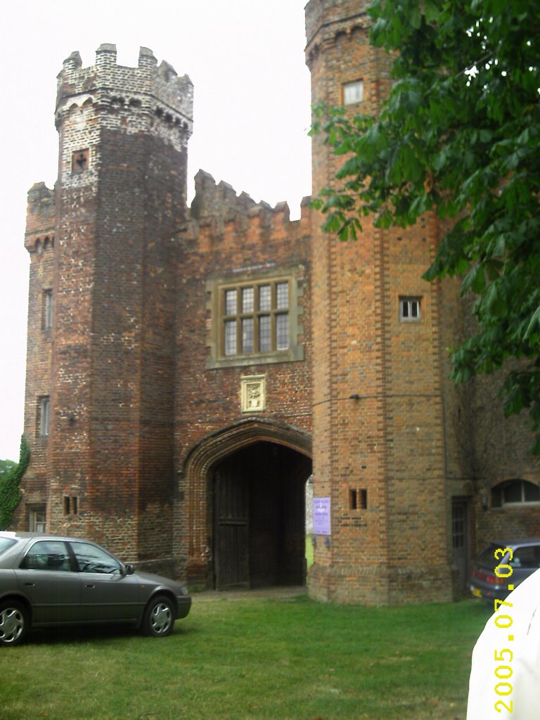 Lullingstone Castle by mskl