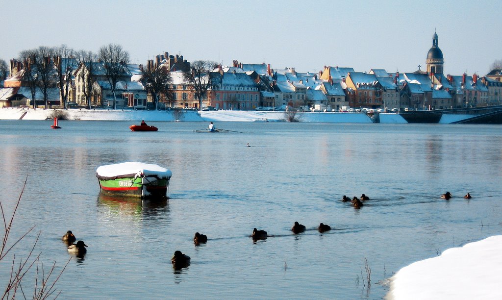 Chalon-Sur-Saône, "La Saône en hiver" by pjacquet