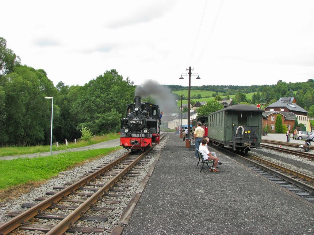 Preßnitztalbahn - Die 99-er fährt zur Wasseraufnahme by Rudolf Henkel