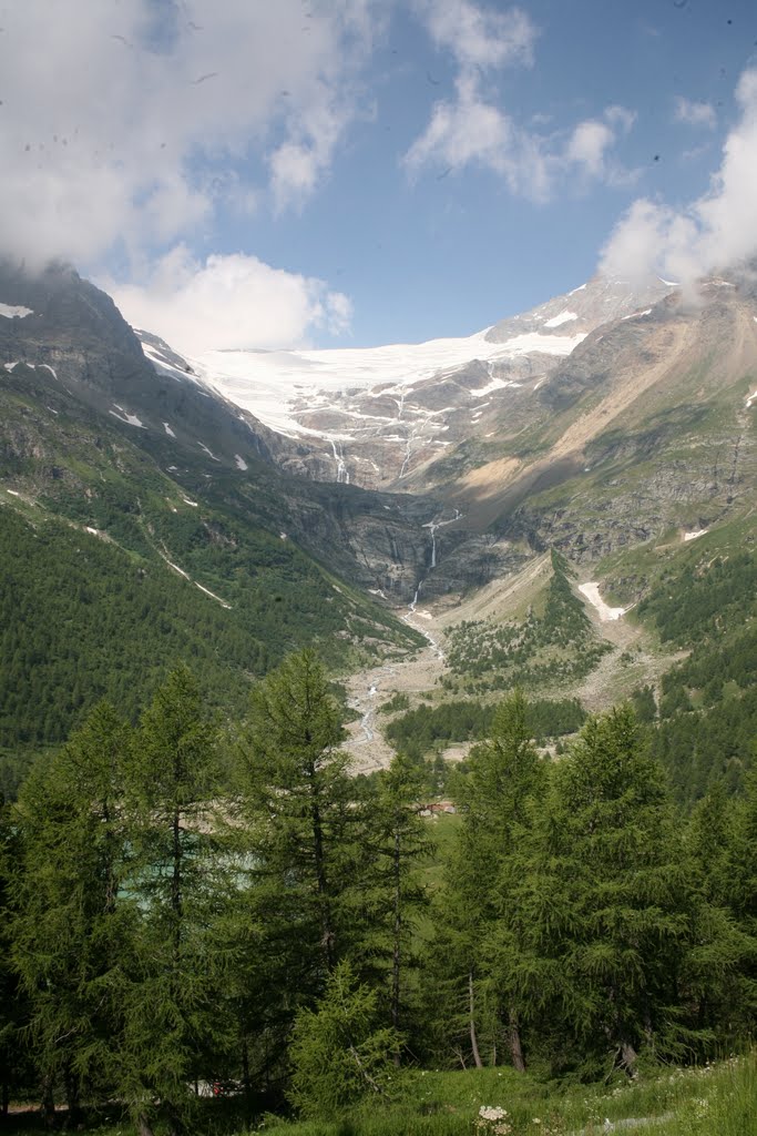 Alp Grüm, Graubünden, Schweiz by Hans Sterkendries