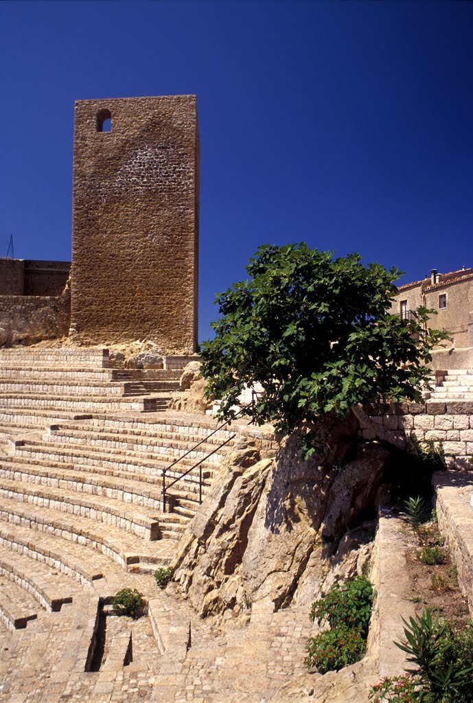 Teatro Pietrarosa by Filippo Fiamma