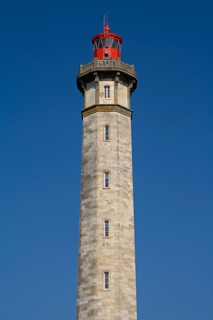 Le Phare des Baleines - Ile de Ré http://leblogphoto.blogspot.com by CPQS