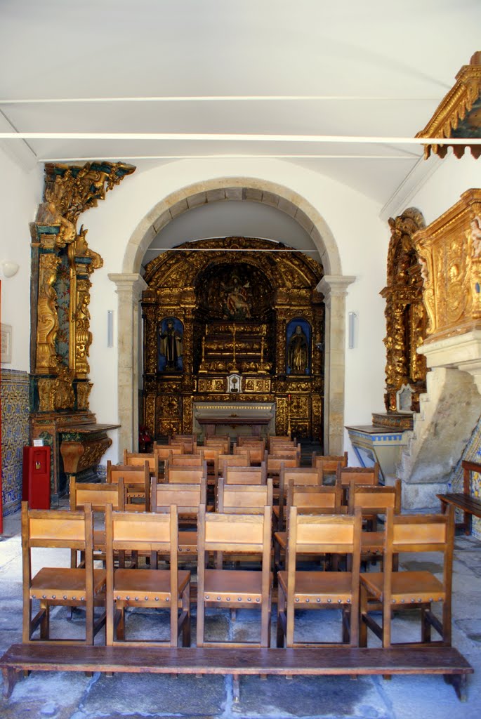 Capela no centro de Lamego by telmo lemos