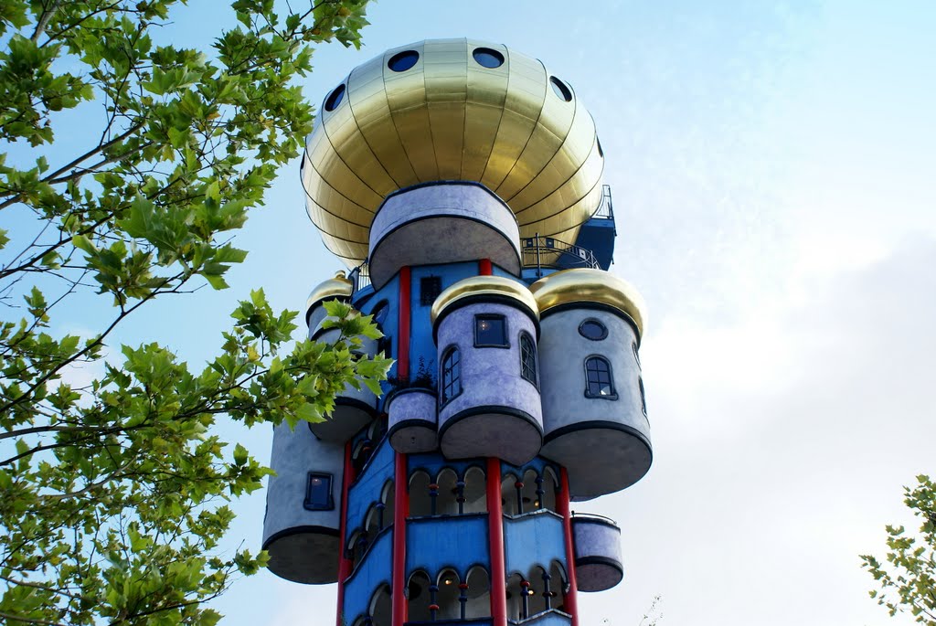 Abensberg; Oberer Teil, Hundertwasser Turm. ©byUdoSm.the2nd by ©UdoSm.the2nd