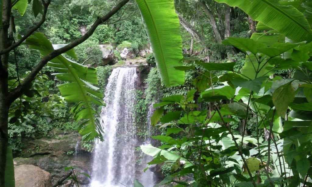 Kailash-Gufa Alaknanda-Ganga(Waterfall)Distt Jaspur(Chhattisgarh) India. by chhabirama