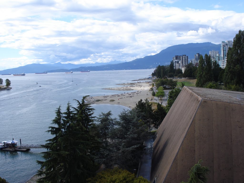 Vancouver Downtown beaches by Andrea C.