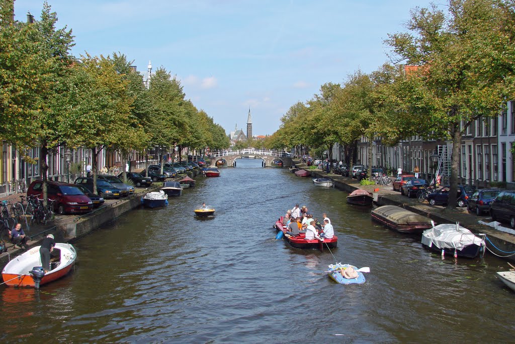 Herengracht, Leiden by Carel van der Lippe