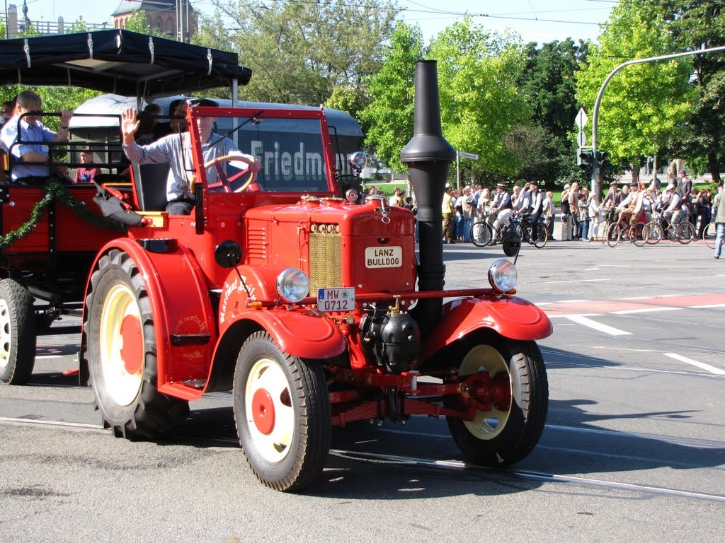 Historischer Loktransport 2010 - Lanz Bulldog by Rudolf Henkel