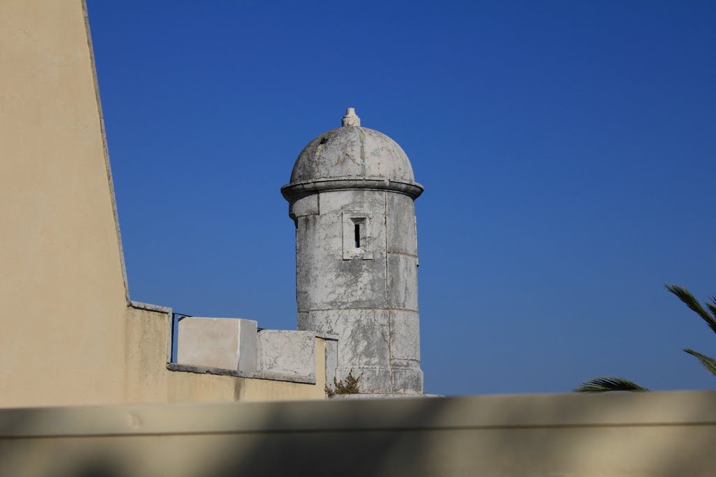 Forte de Santa Maria da Arrábida by Silvanna & Rui