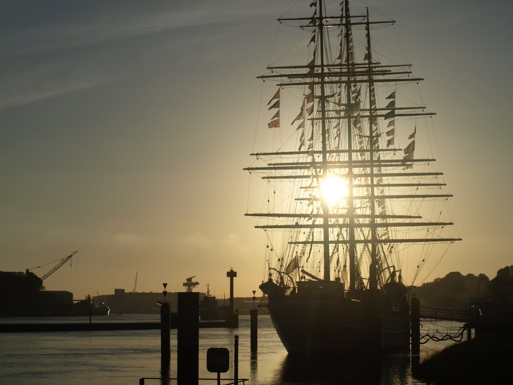 Bremen-Vegesack, Segelschulschiff "Deutschland" by Udo S.