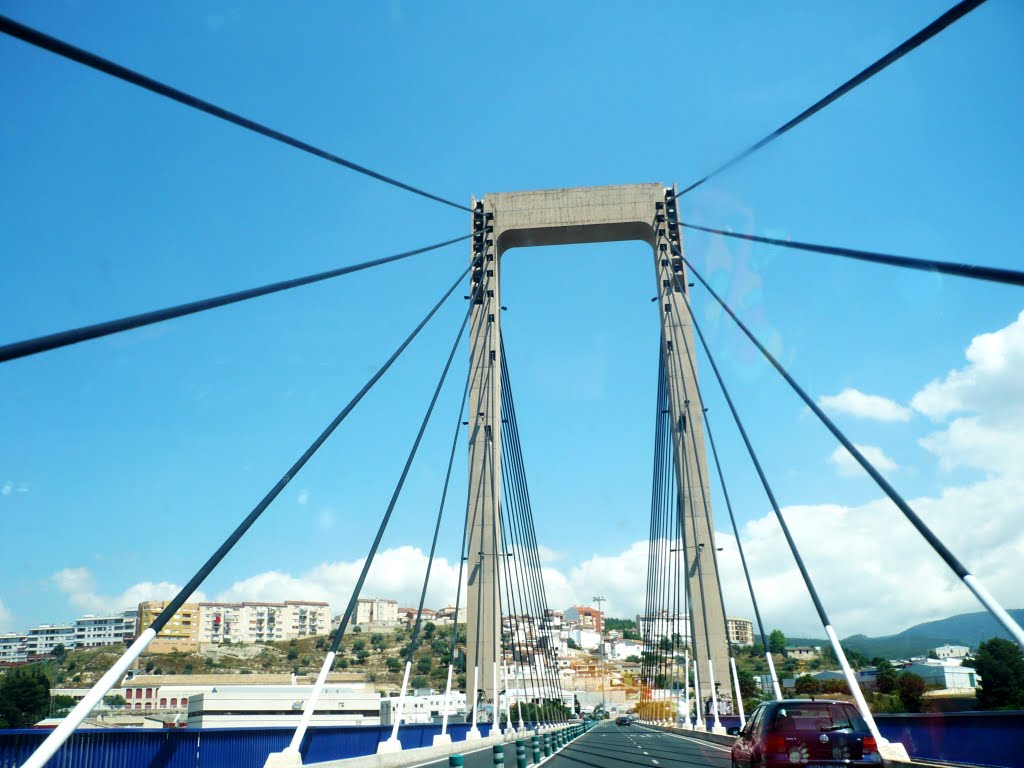 PUENTE EN ALCOY by Revoltosa