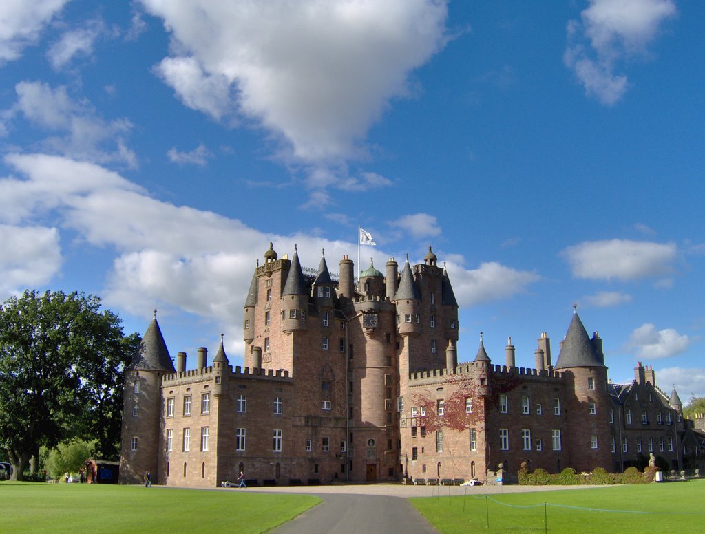 Glamis Castle by Brad Heyd