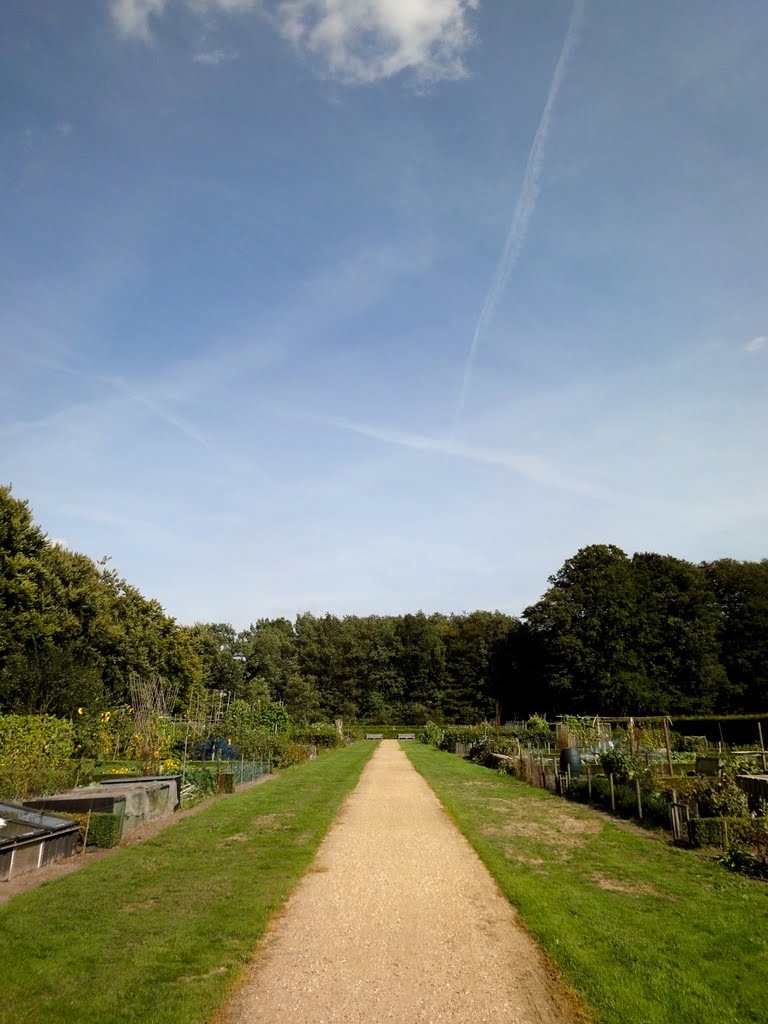 Castle Groeneveld vegetable garden by ednl