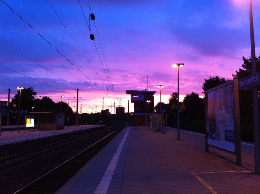 Bochum Hbf am morgen. by peterfunny