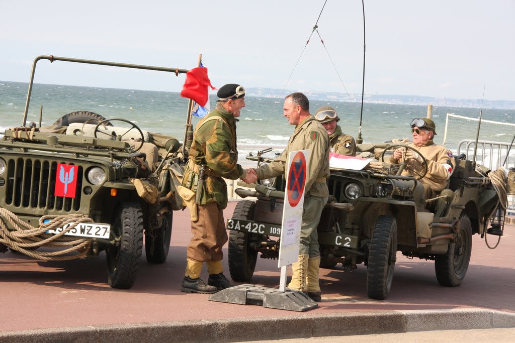 Military vehicle parade 8th of May 2010 at Villers-sur-Mer, Normandy by rolfrudiR667