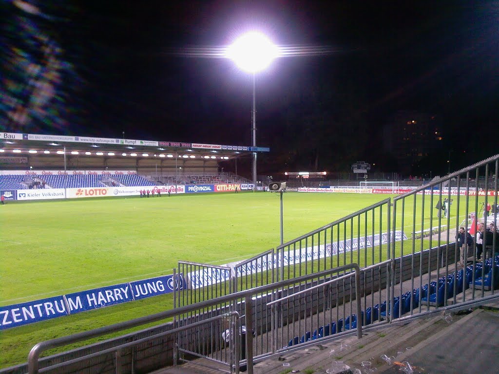 Holstein-Stadion Kiel 2010 by Petrokron