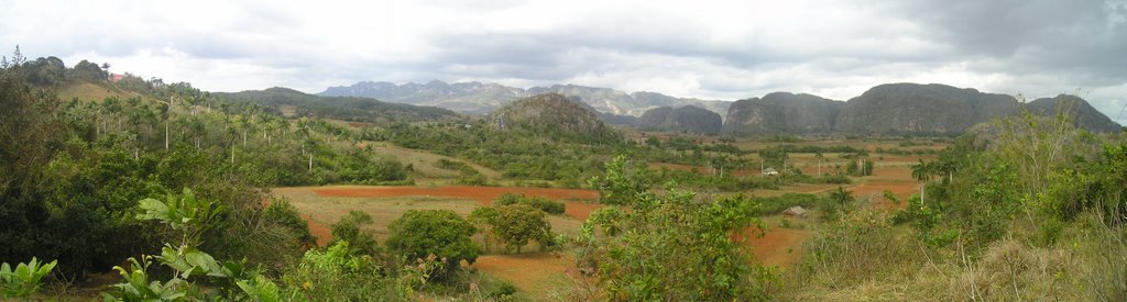 Vinales, Cuba by felix arnaiz sanchez