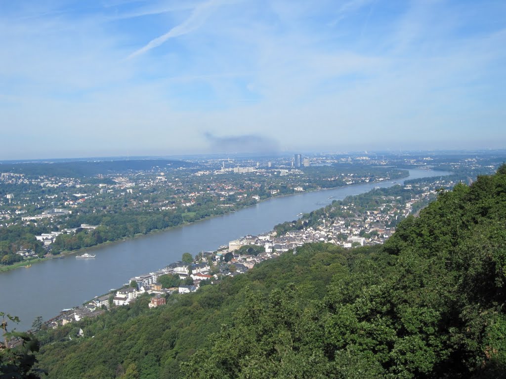 Bonn am Rhein by Wim de Vries