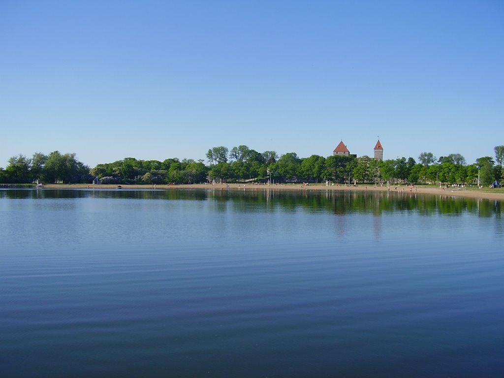 Kuressaare beach by Taavi L