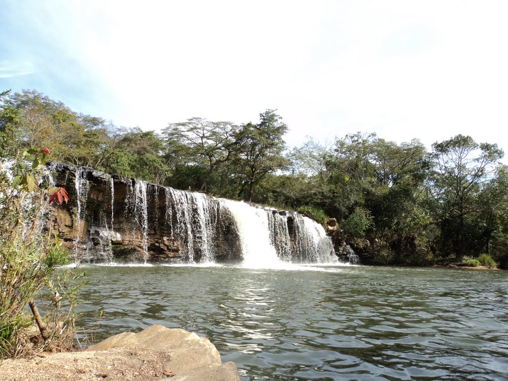 Carrancas/MG __ Cachoeira alma gêmea (fumaça) by ROBERTHO Alves