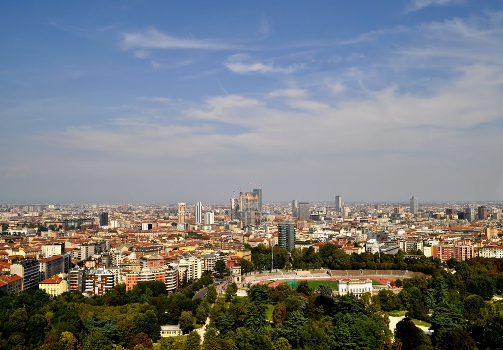 Centro direzionale, Arena e Parco Sempione dalla Torre Branca - settembre 2010 by Paolo Motta