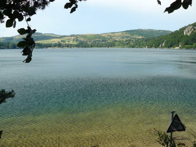 Lac d'Issarles, Summer 2008 by JBau