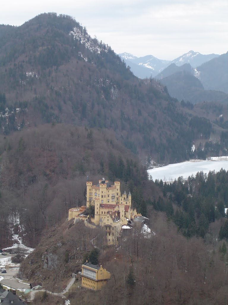 Schloss Hohenschwangau (Ausblick von Neuschwanstein) by tigwor